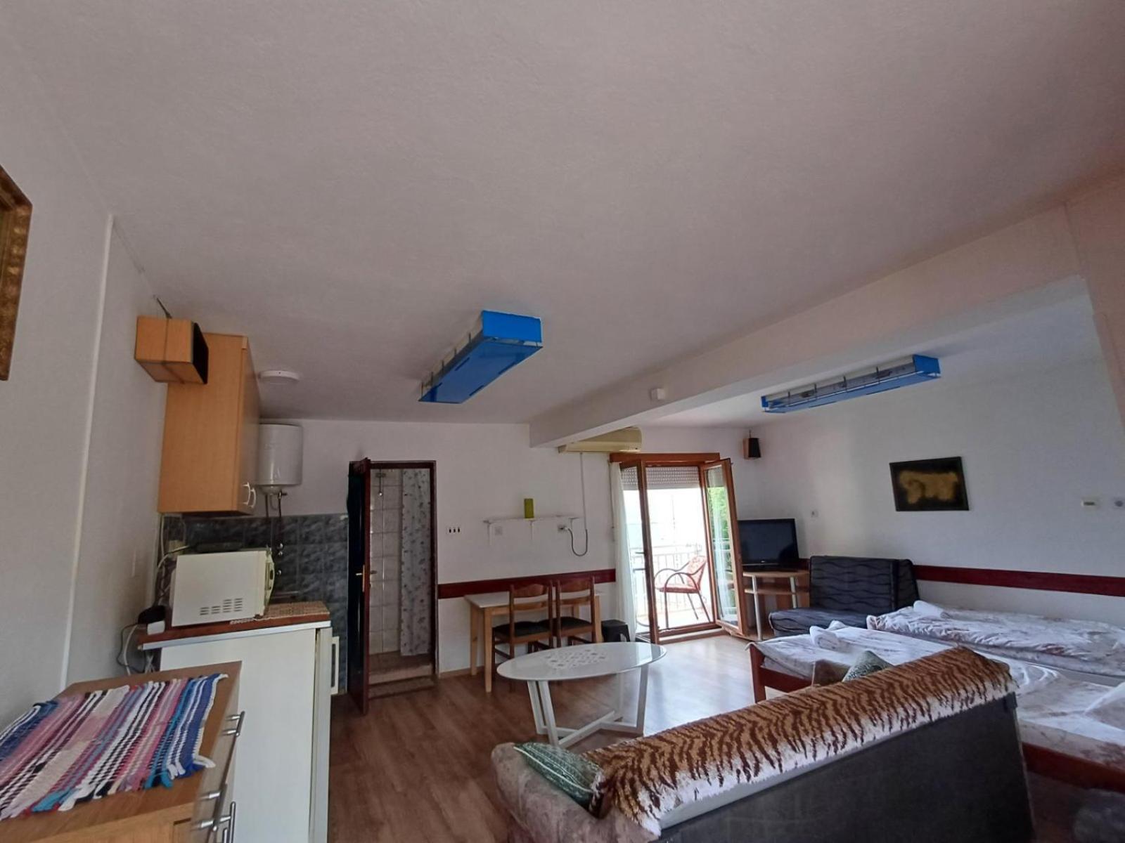 Apartments For Friends Trebinje Rum bild