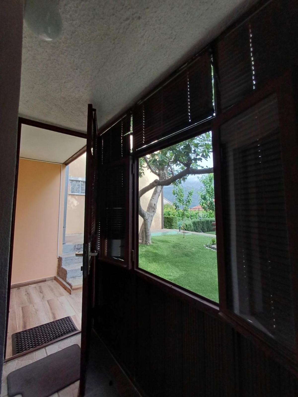 Apartments For Friends Trebinje Rum bild